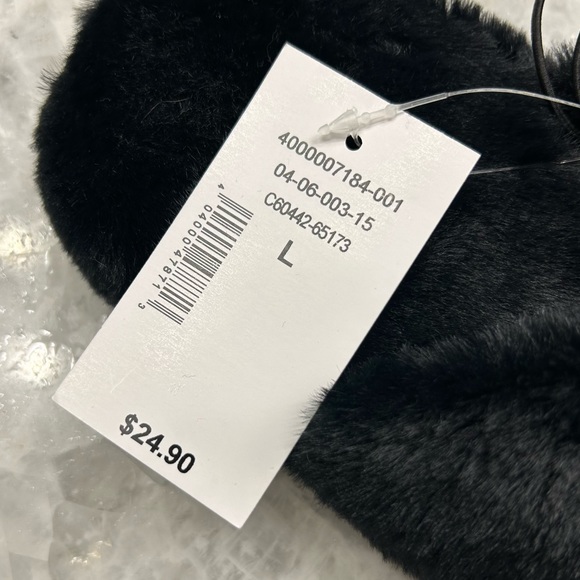 Slippers, Black, Fuzzy, Cross Strap, Size Large - Picture 3 of 7